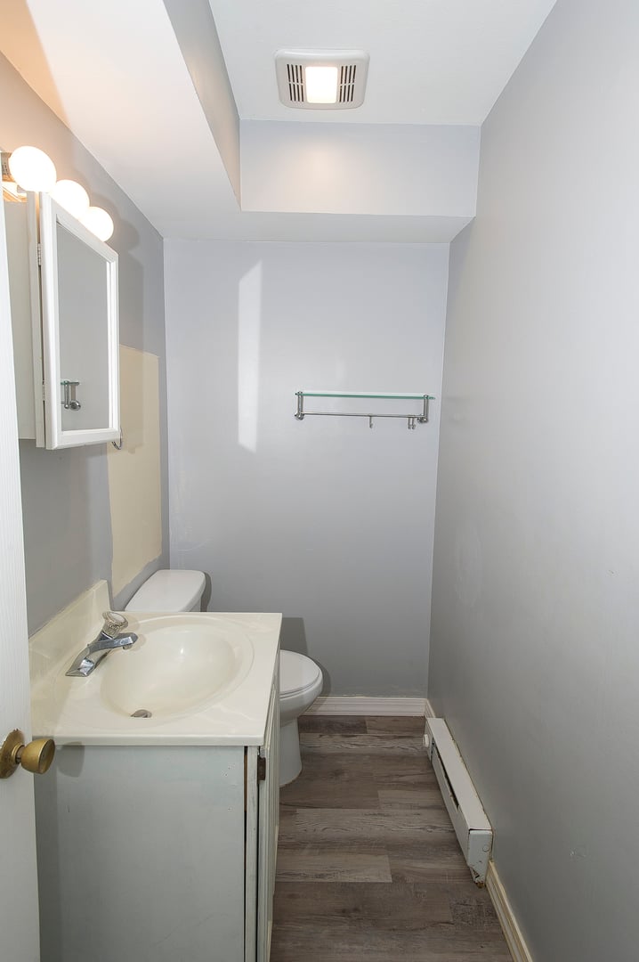 89 Doman Drive Photo 12