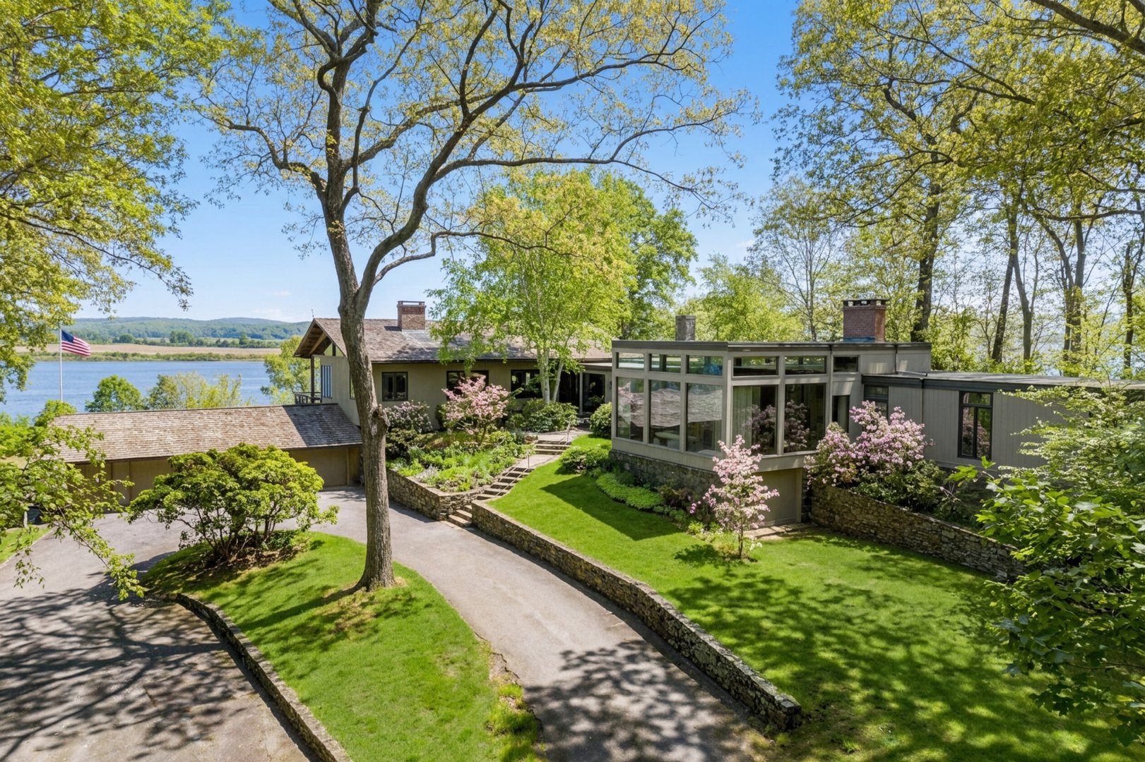 41 Watrous Point Road Photo 1