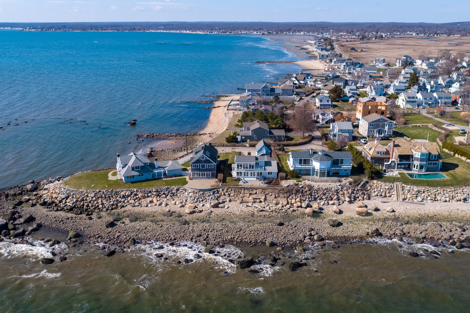 6 Point Road Photo 6