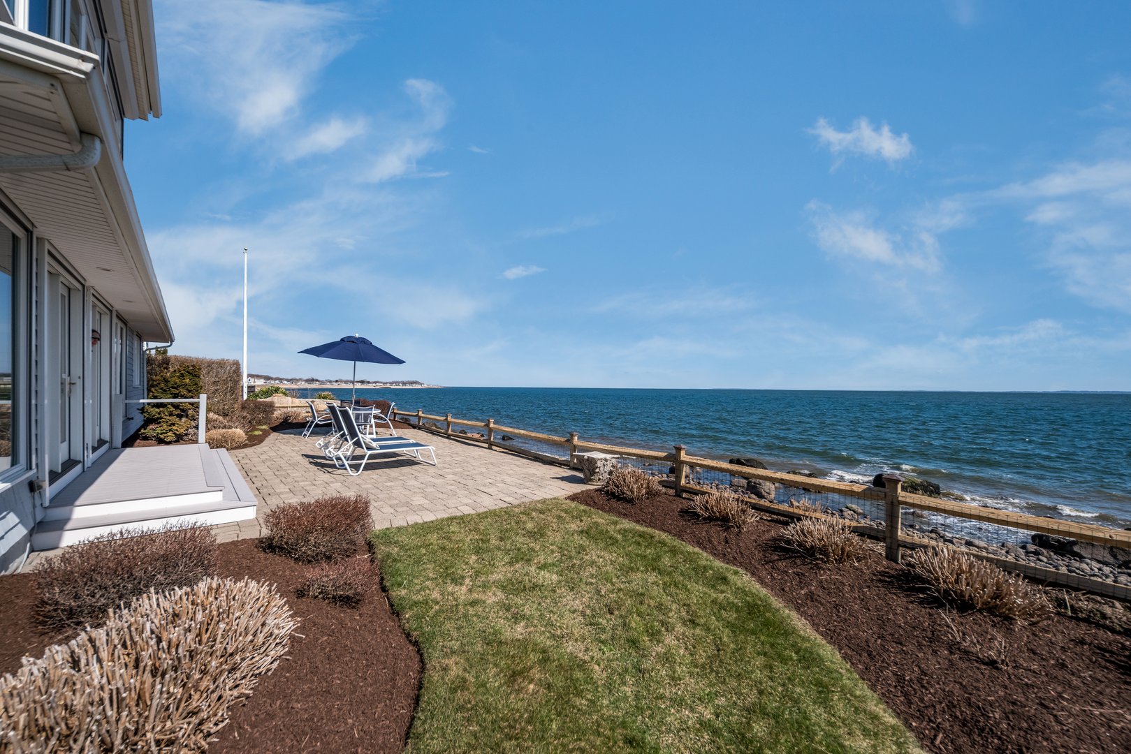 6 Point Road Photo 10