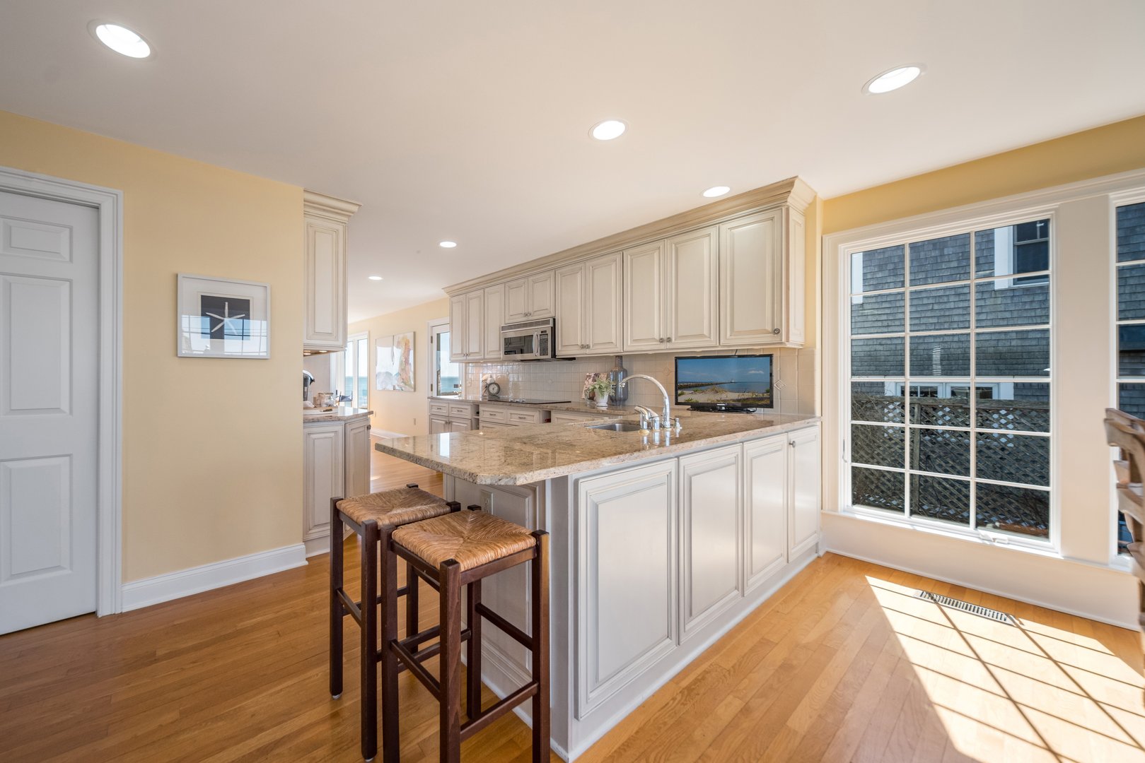 6 Point Road Photo 23