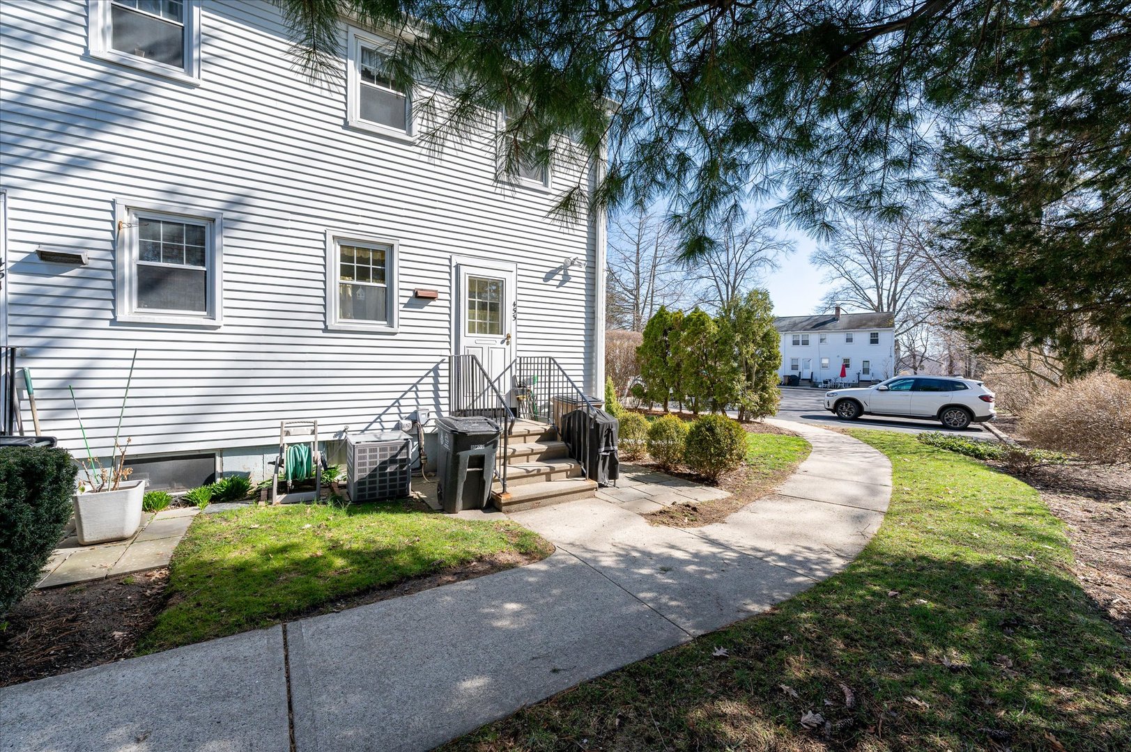 453 Sylvan Knoll Road Photo 10