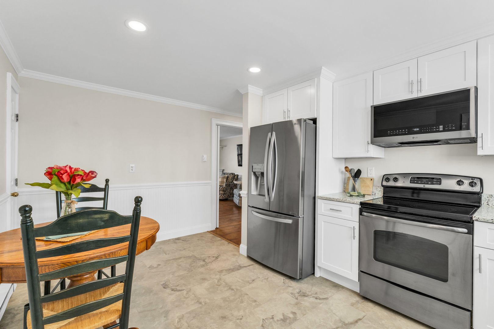 280 East Main Street  #B5 Photo 4