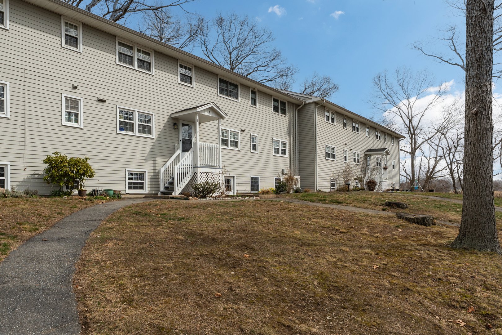 280 East Main Street  #B5 Photo 14