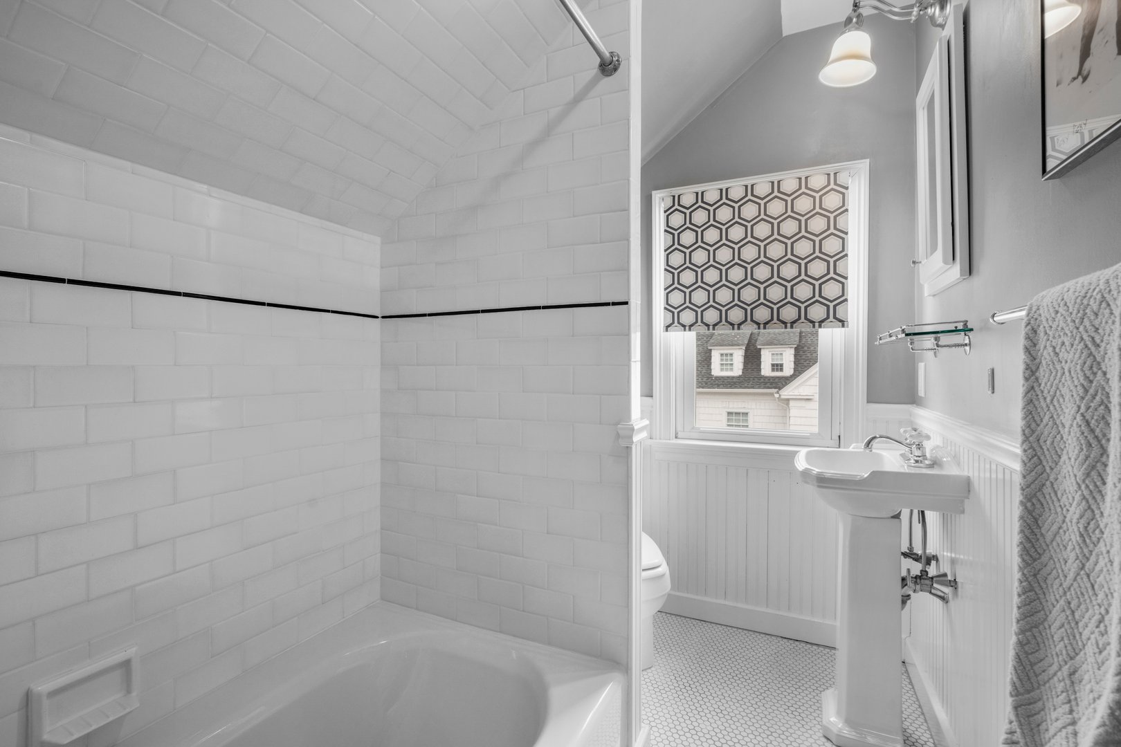 80 Forest Avenue Photo 34