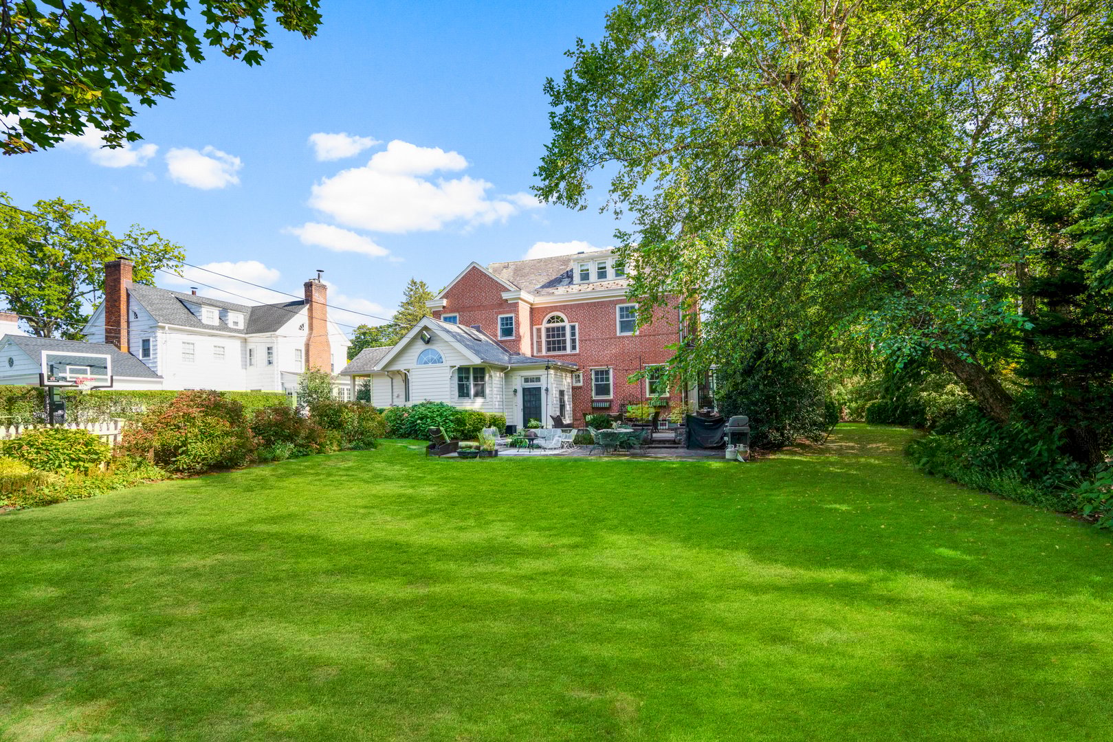 80 Forest Avenue Photo 42