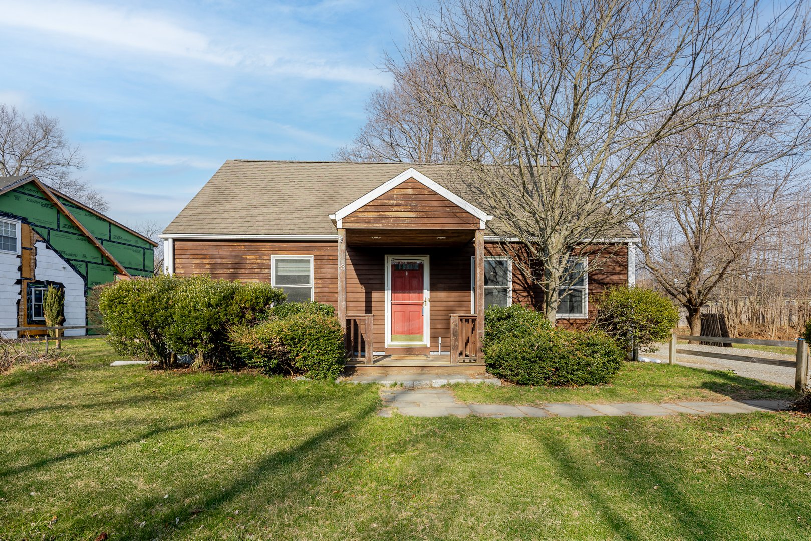 13 Fairchild Drive Photo 1