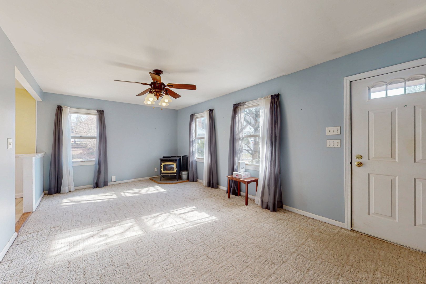 13 Fairchild Drive Photo 9