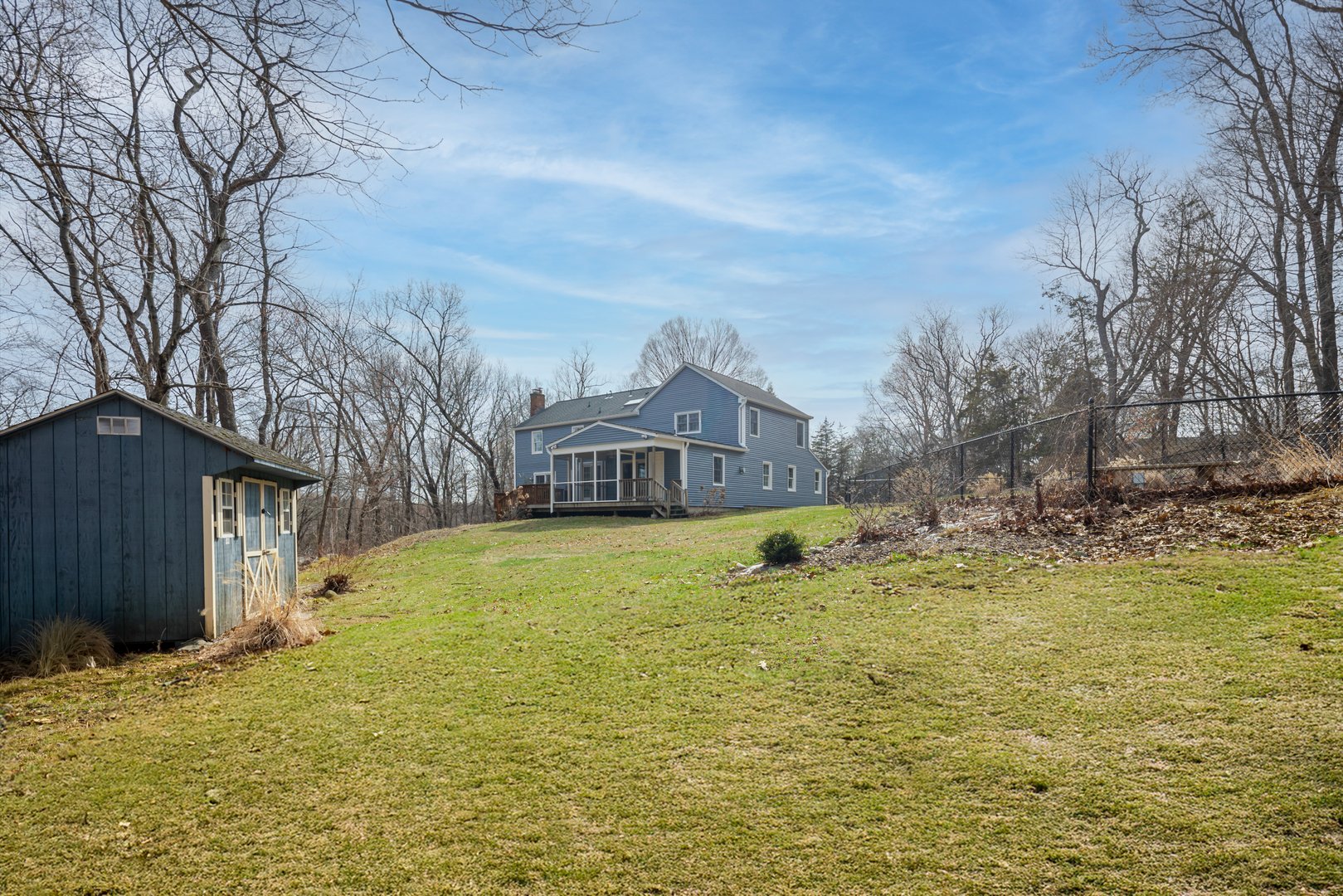 11 Joan Drive Photo 6