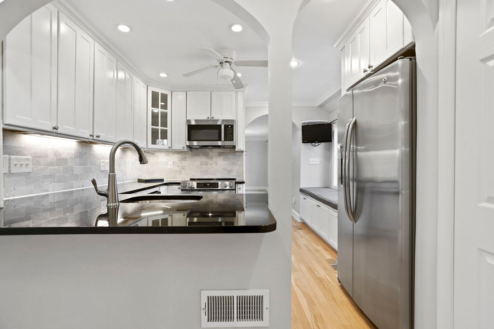 21 Eunice Avenue Photo 11