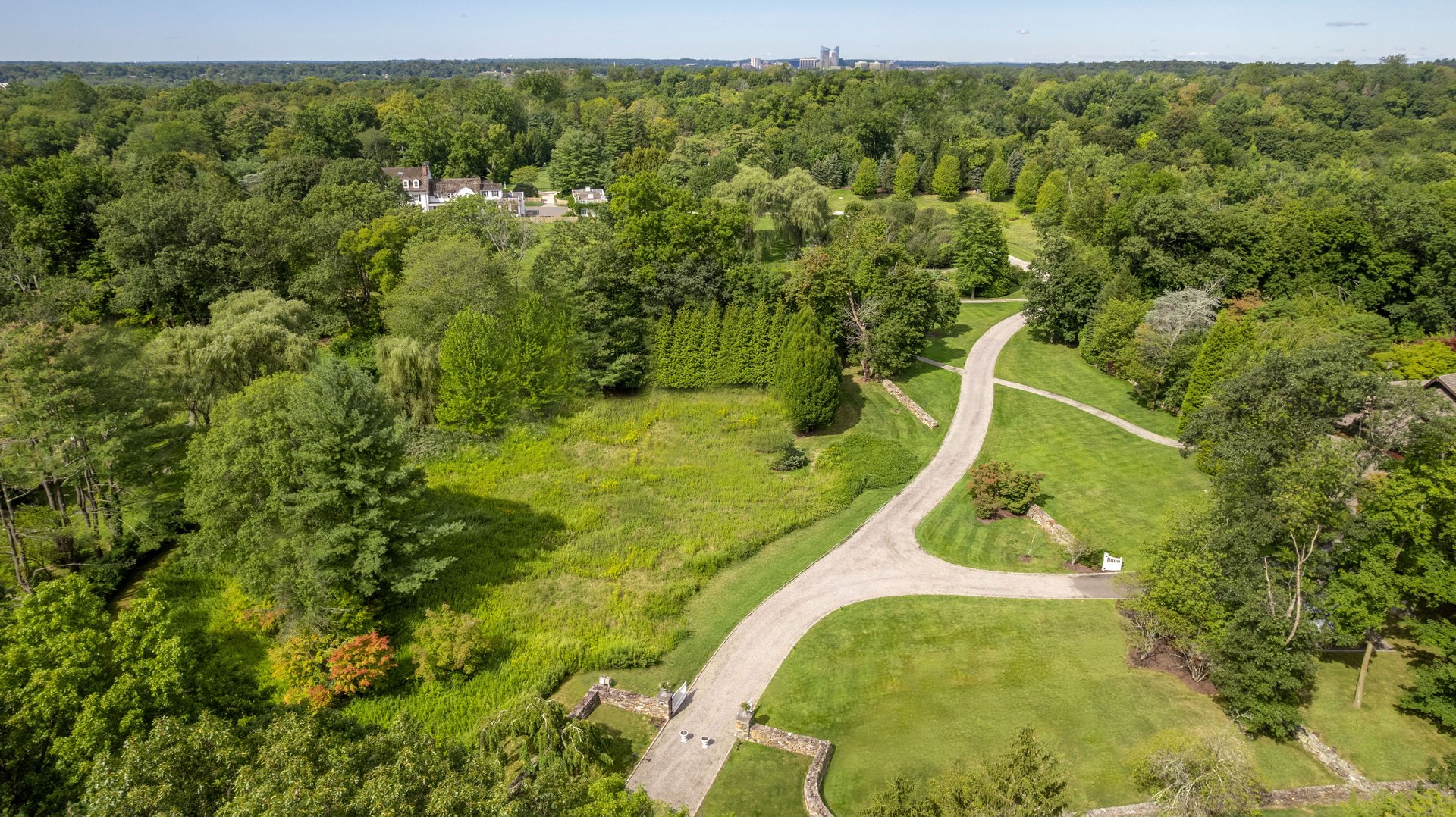 1619 Purchase Street Photo 1