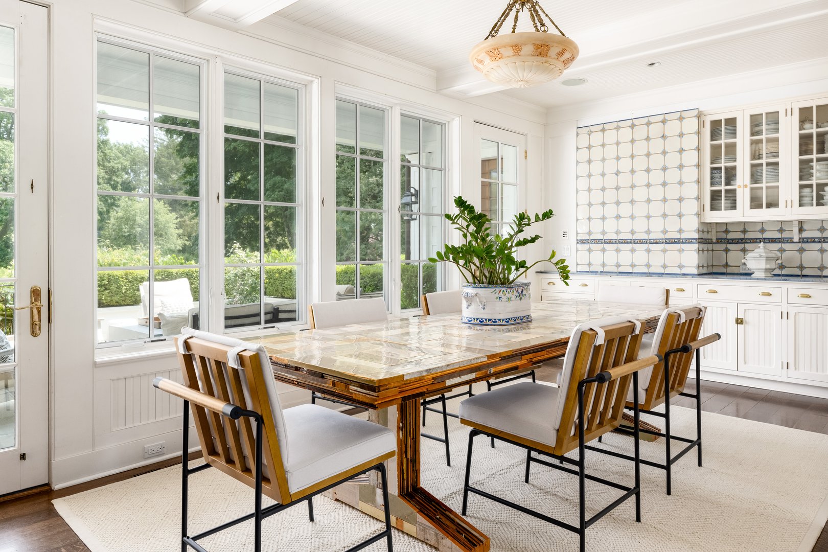 1619 Purchase Street Photo 18