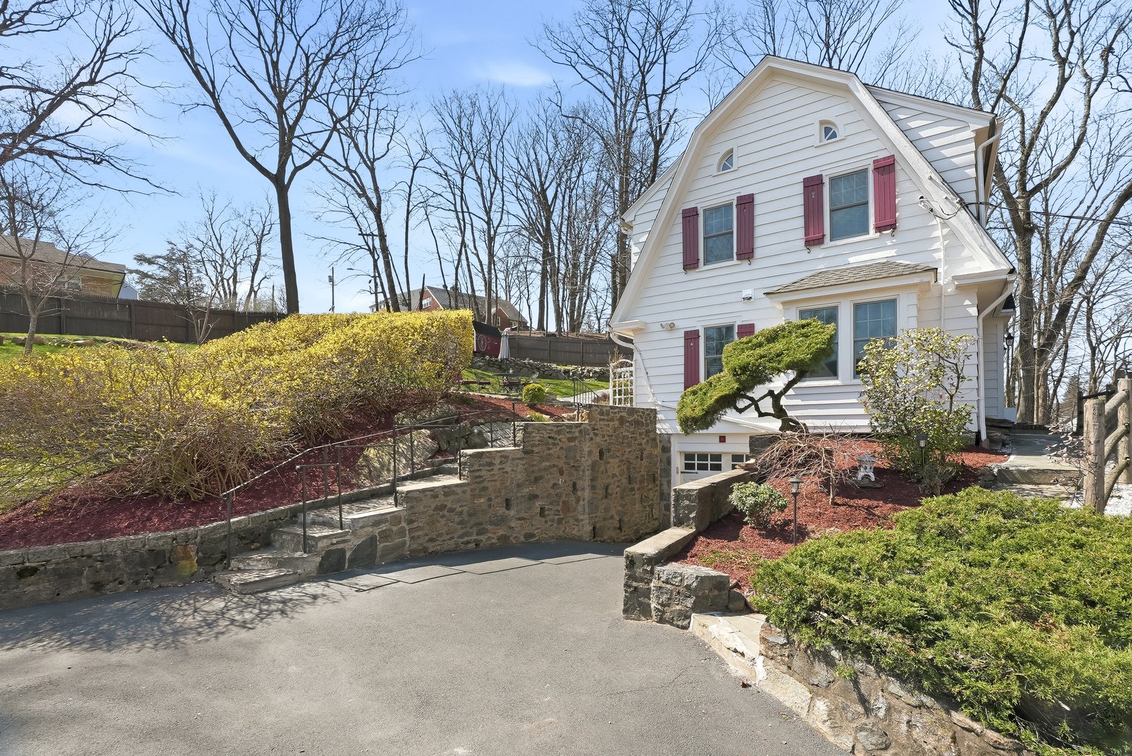 68 Allen Street Photo 2