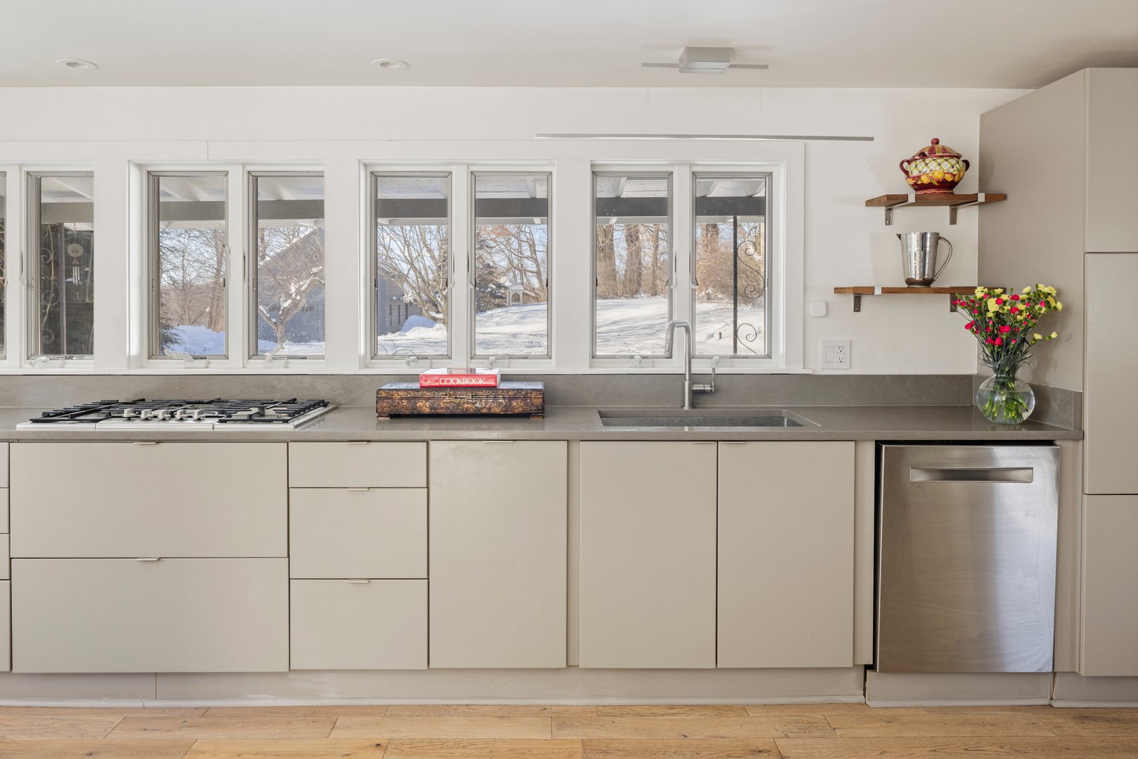 28 Hudson Street Photo 4