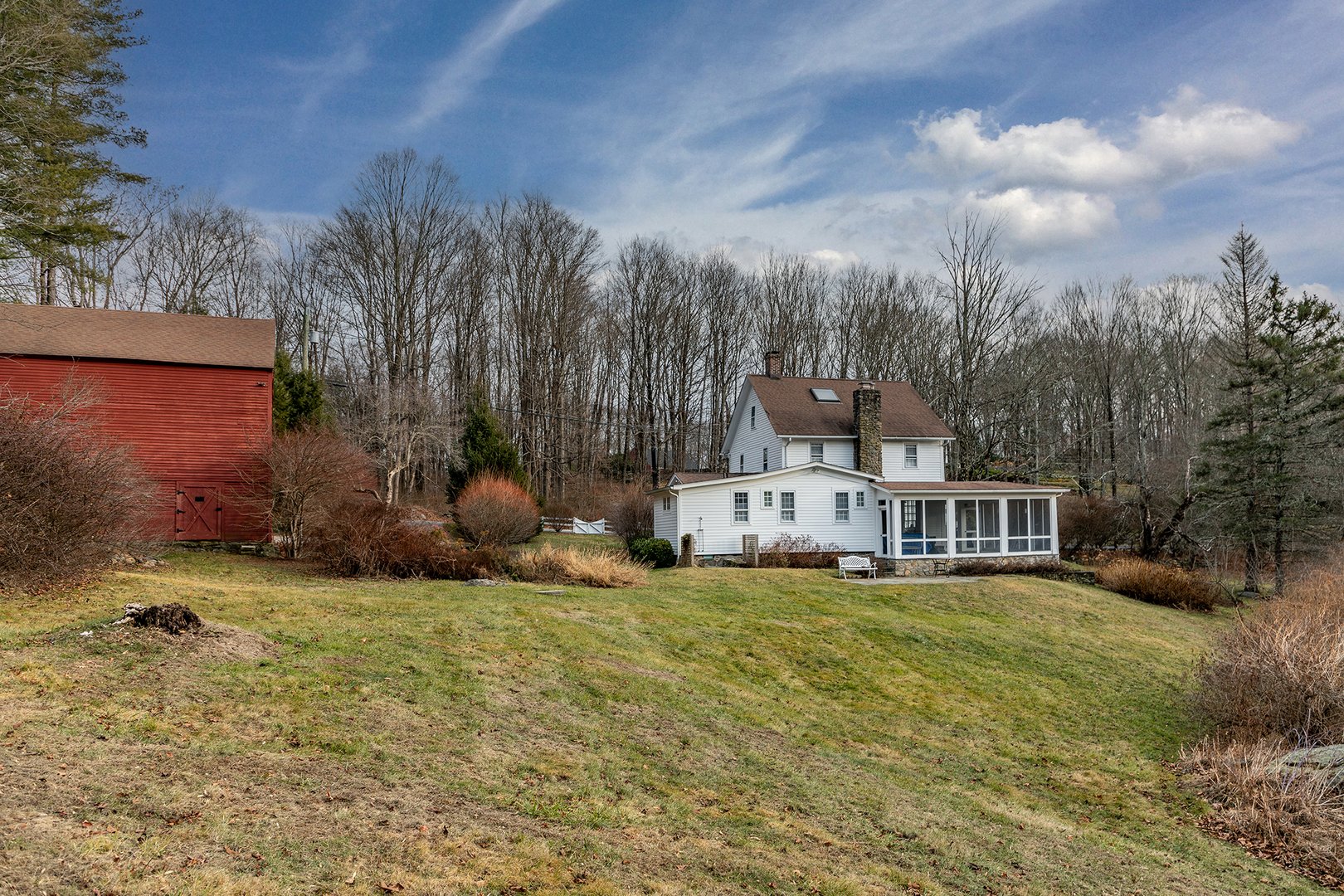 197 Skyline Ridge Road Photo 2