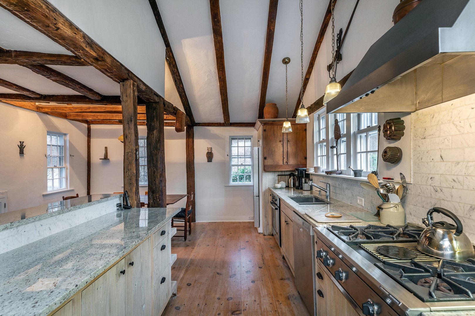 197 Skyline Ridge Road Photo 14