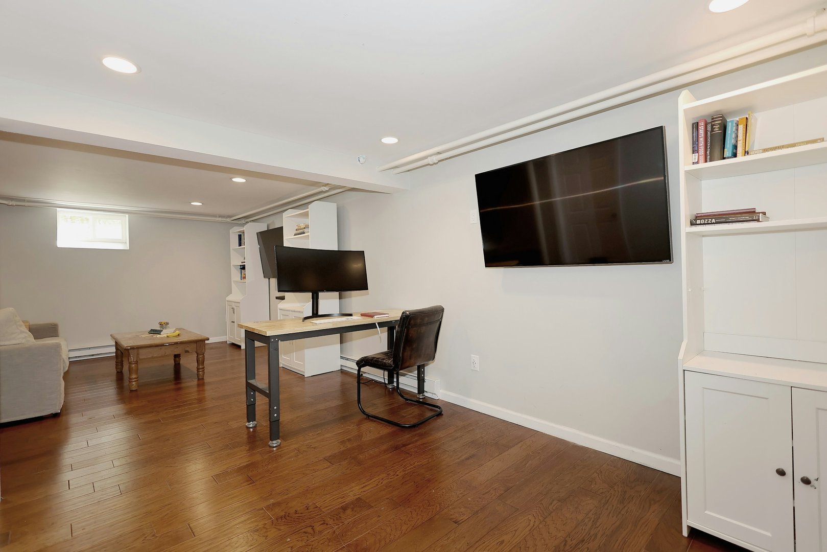 18 Head Of Meadow Road Photo 37