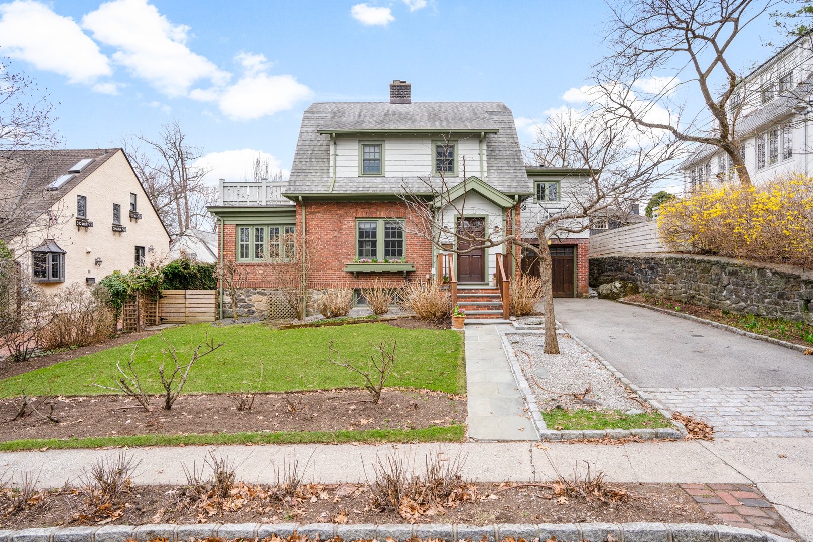 35 Wildwood Road Photo 3