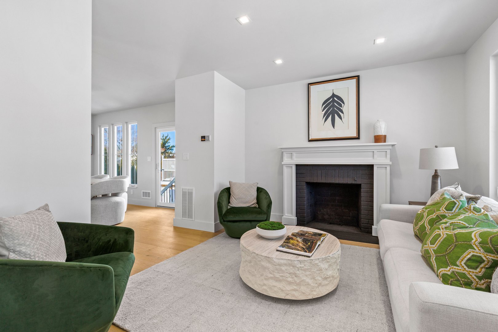 4 W Glen Avenue Photo 16