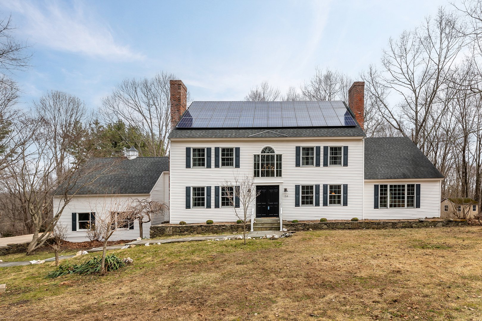 24 Hickory Lane Photo 2