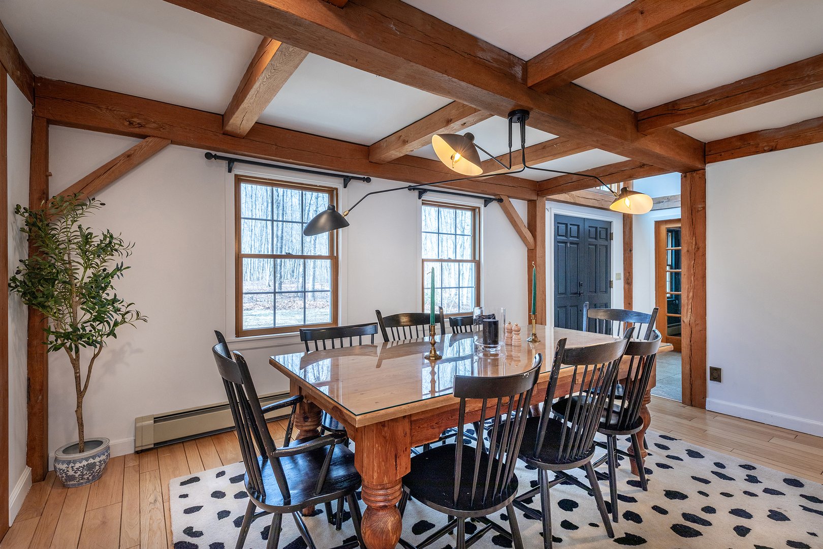 24 Hickory Lane Photo 15