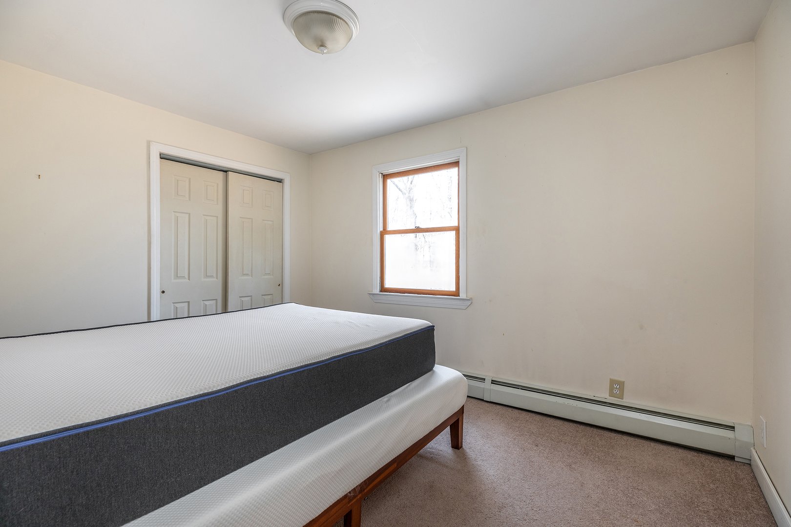 24 Hickory Lane Photo 33