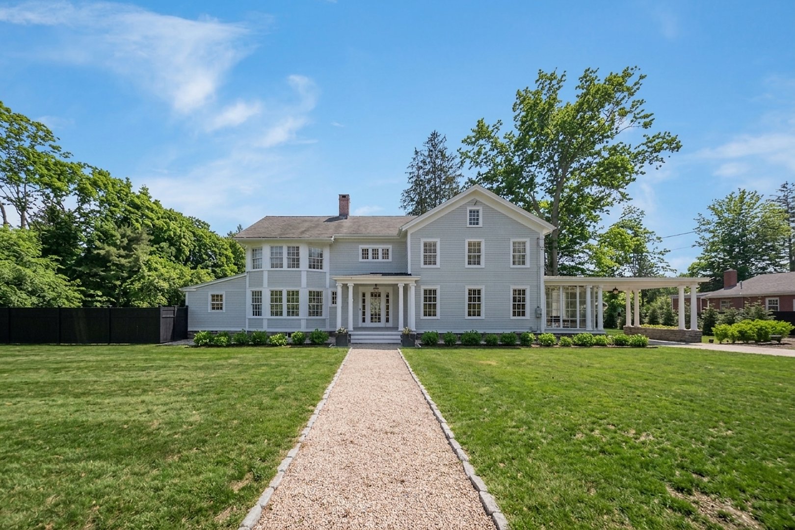 88 Main Street Photo 2