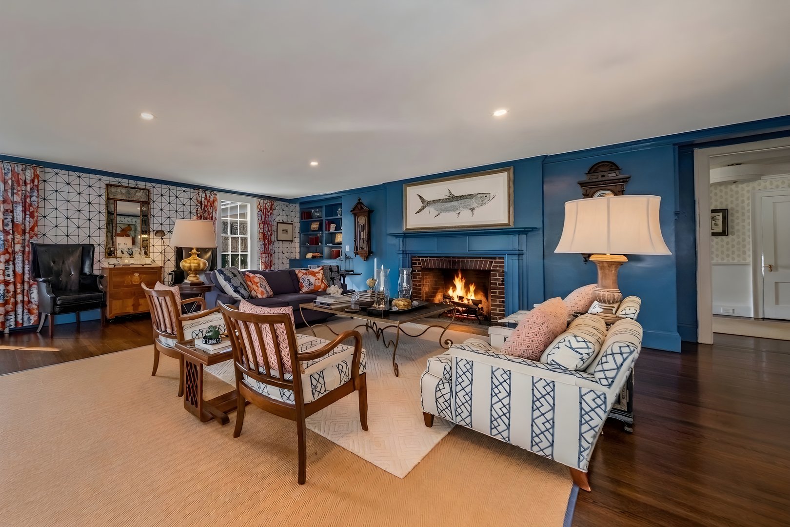 88 Main Street Photo 8