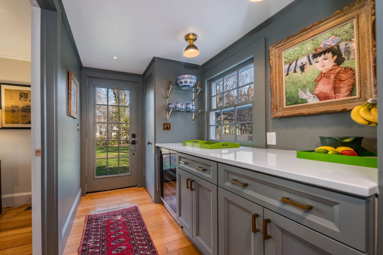 88 Main Street Photo 20