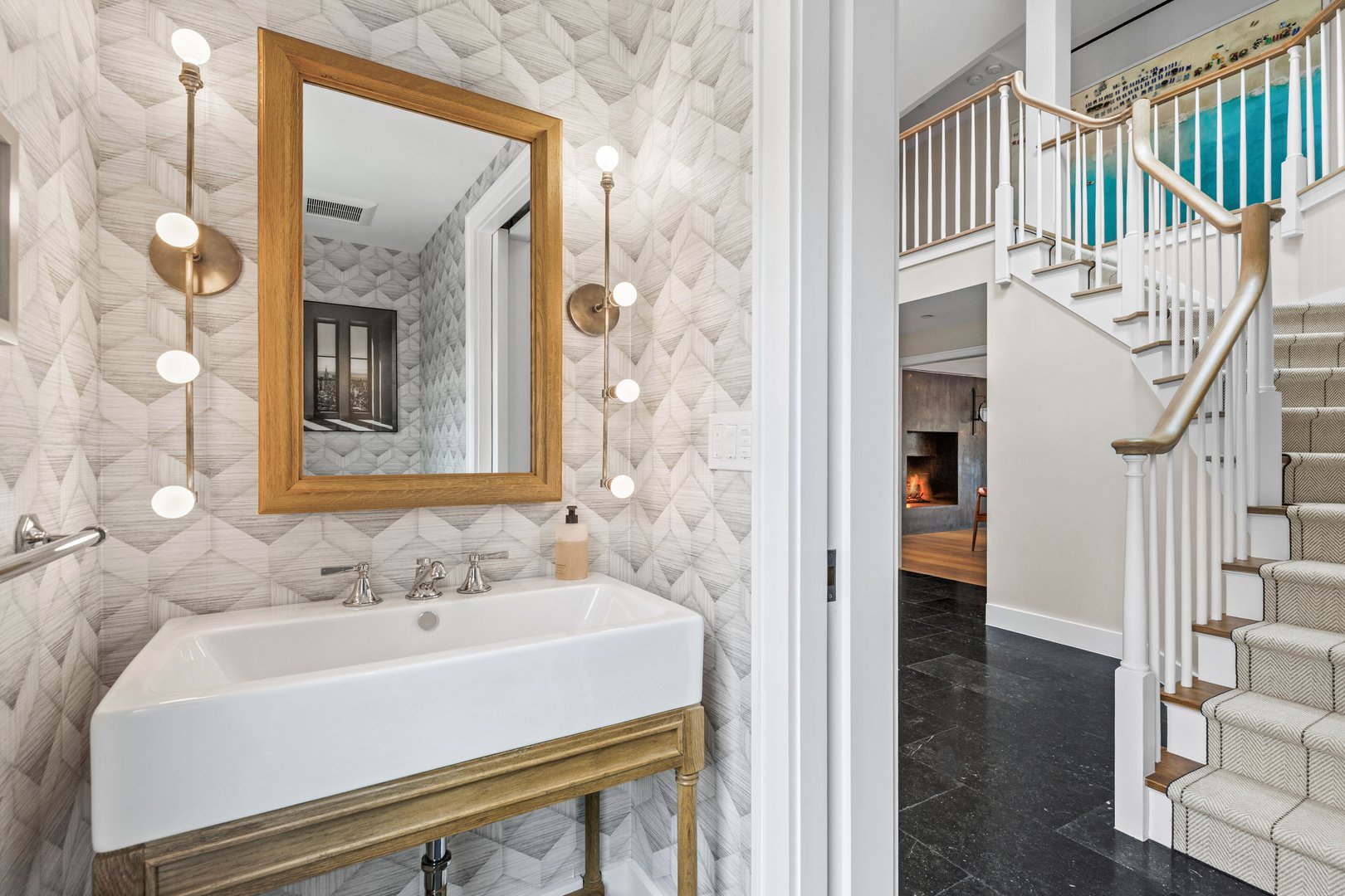 28 Winfield Avenue Photo 12