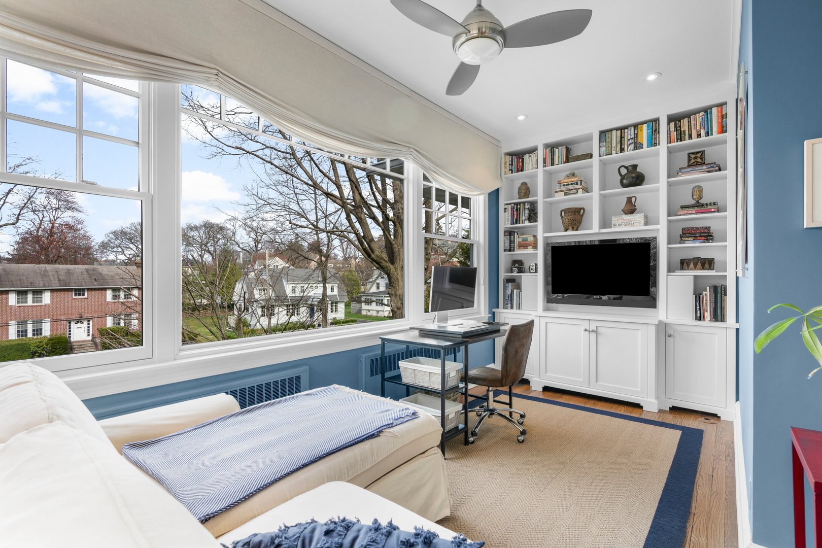 334 Highbrook Avenue Photo 7