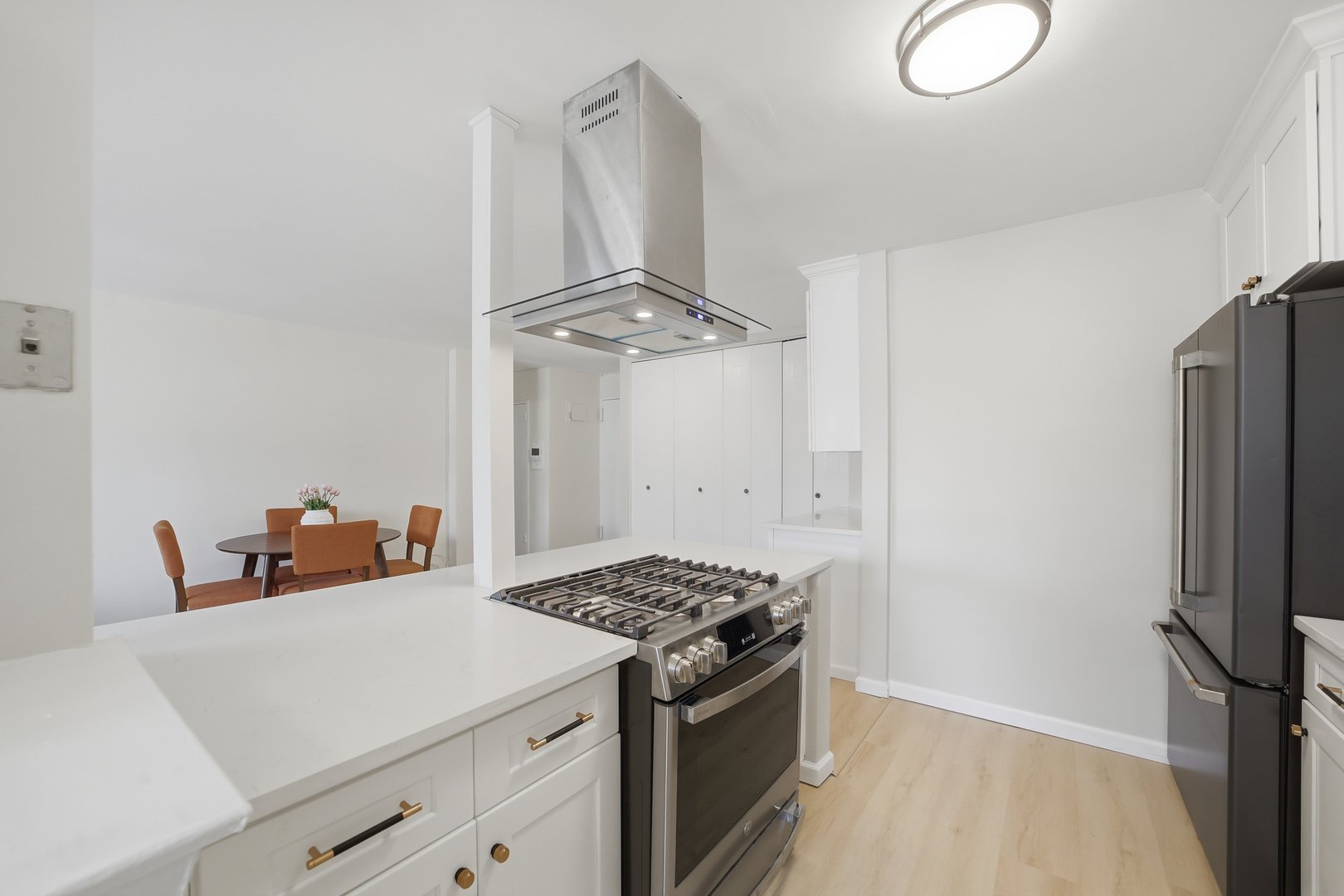 600 Locust Street  #5F Photo 9