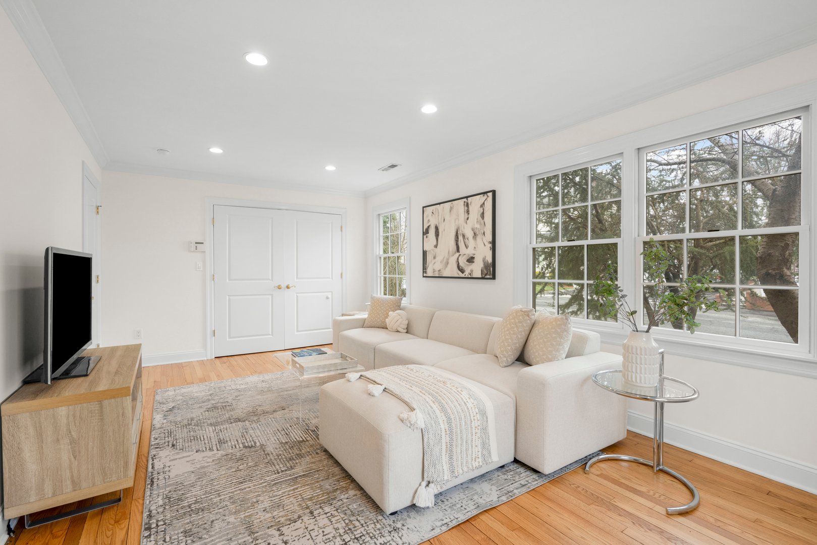 1127 Jensen Avenue Photo 14