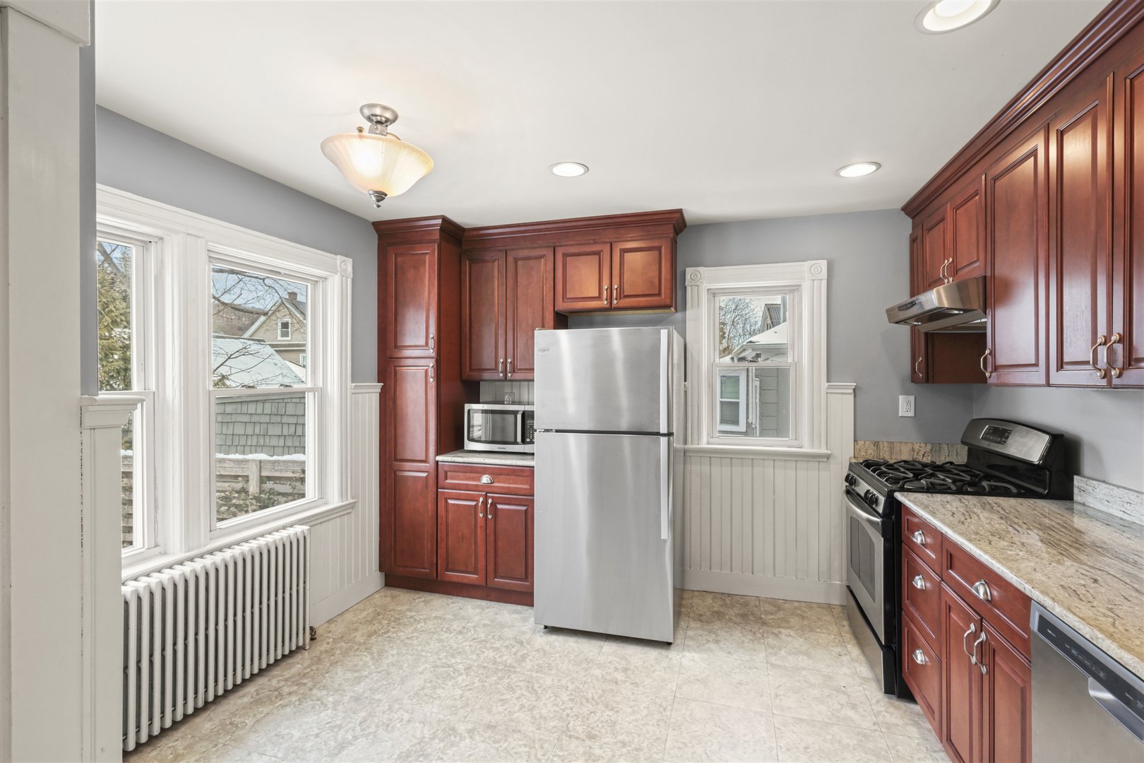 559 Bedford Road  #1st Floor Photo 4