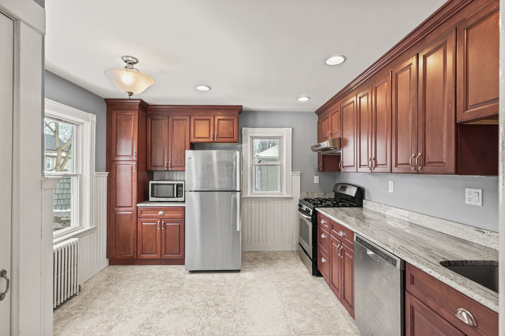 559 Bedford Road  #1st Floor Photo 6