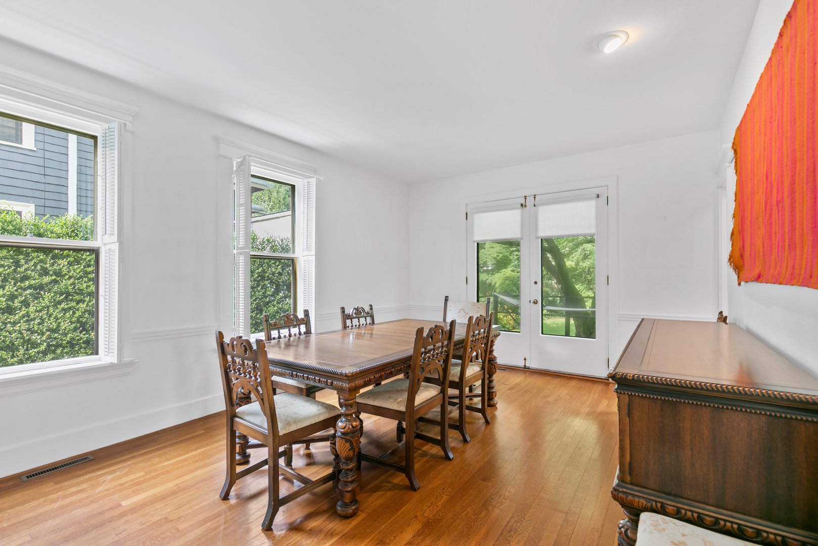 266 Everit Street Photo 4