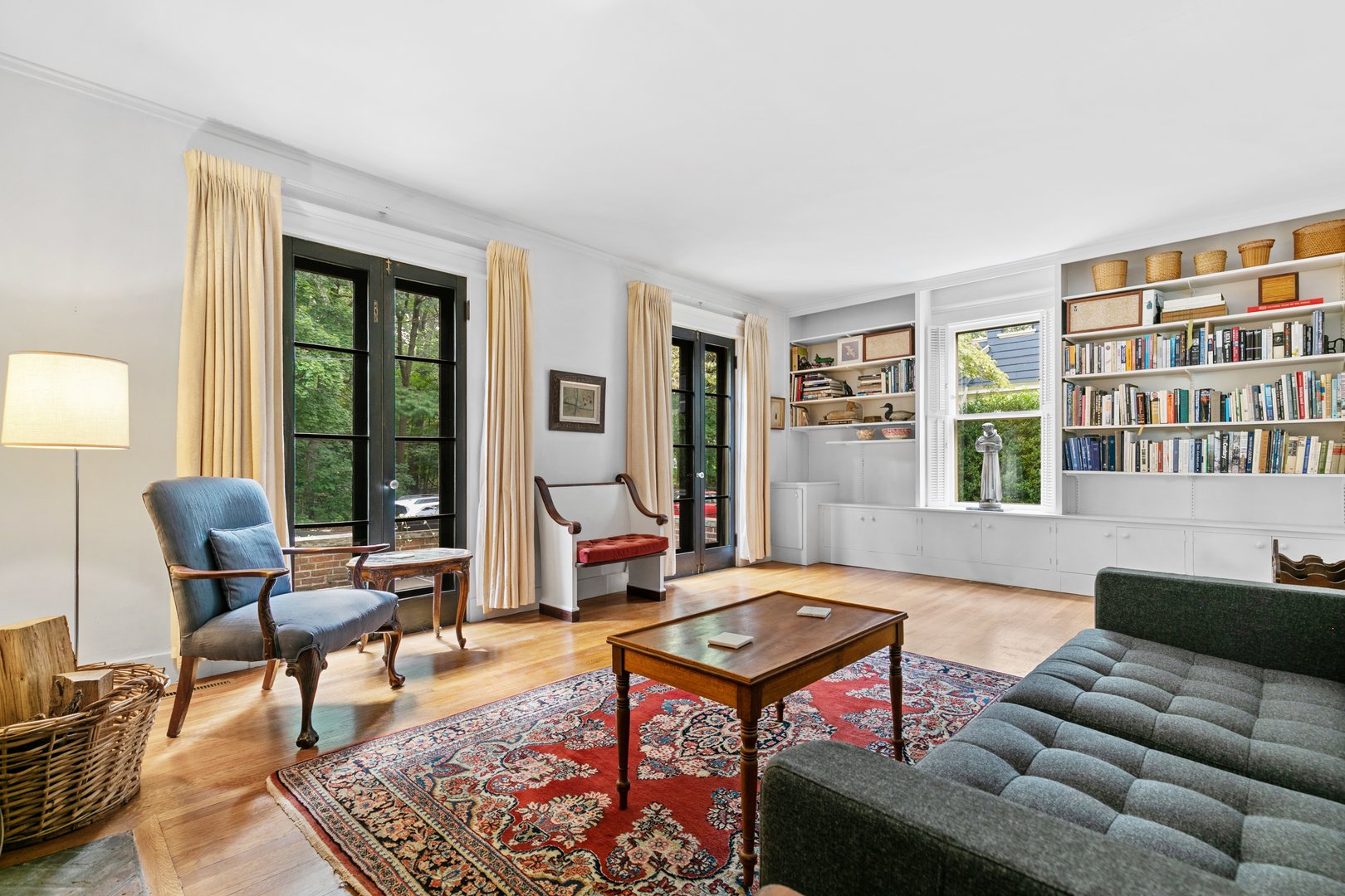 266 Everit Street Photo 9