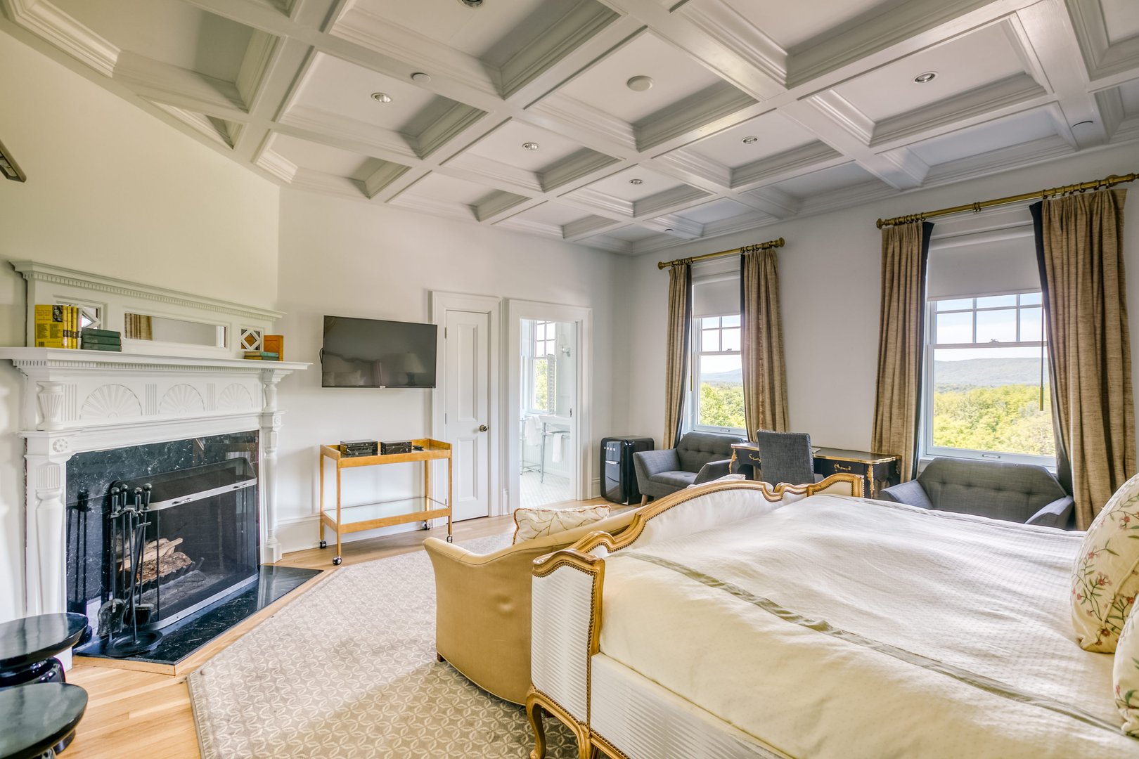 2 Kemble St Photo 11