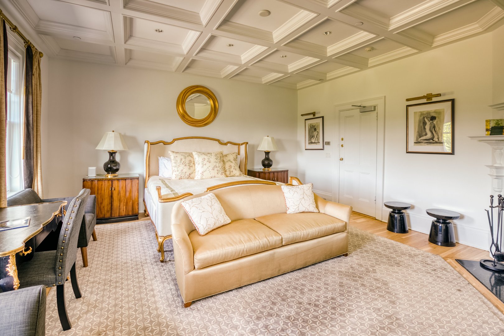 2 Kemble St Photo 12