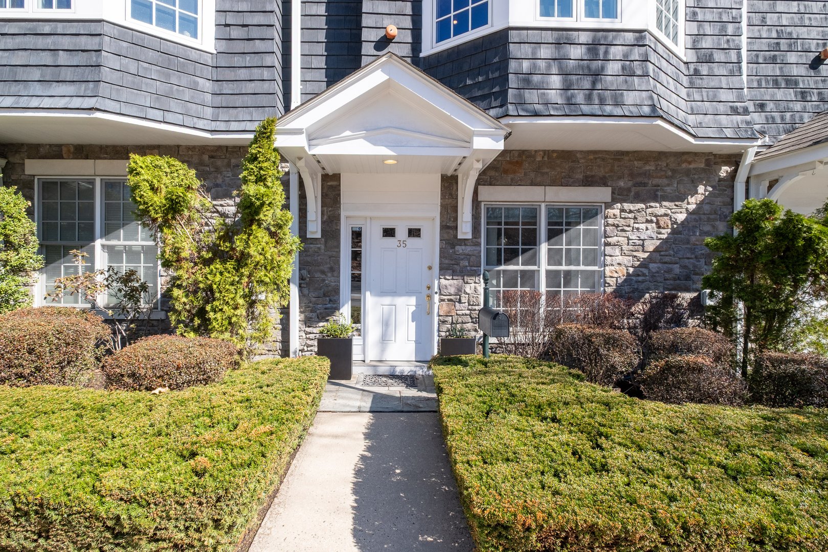 35 1st Street Photo 30