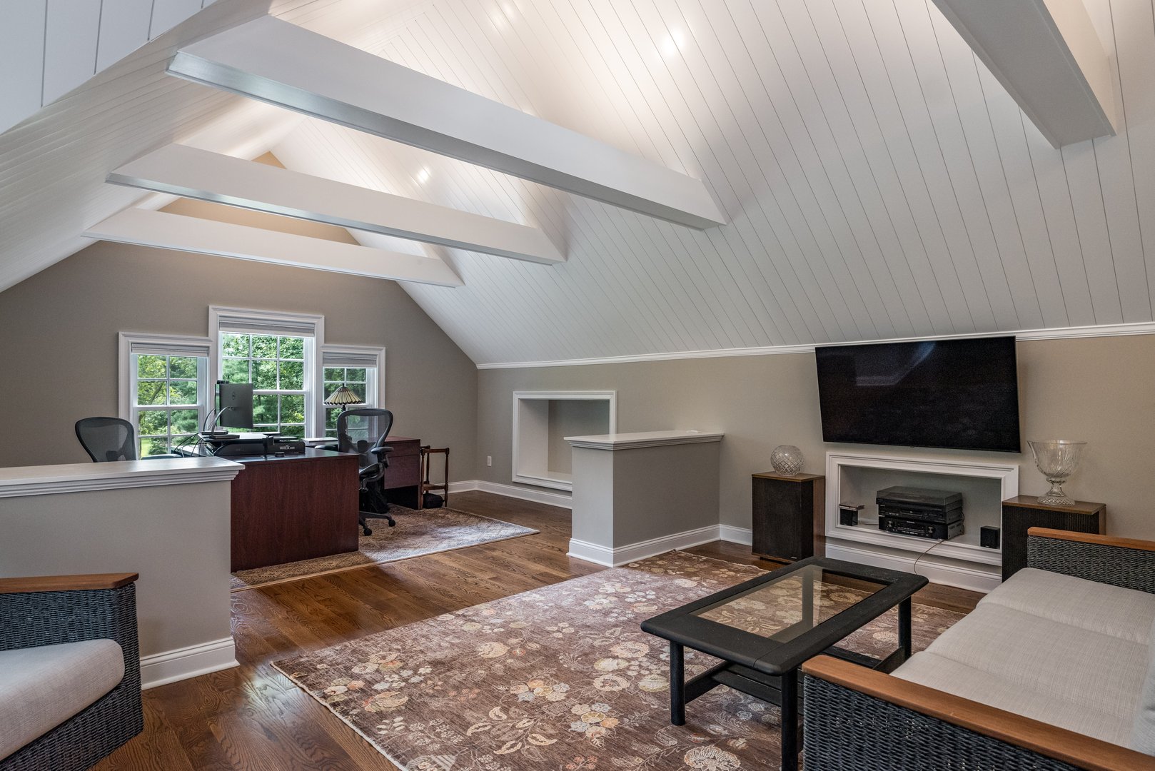 63 Broad Street Photo 15