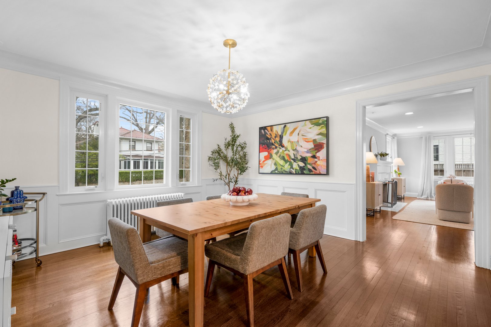 90 Boulevard Photo 11