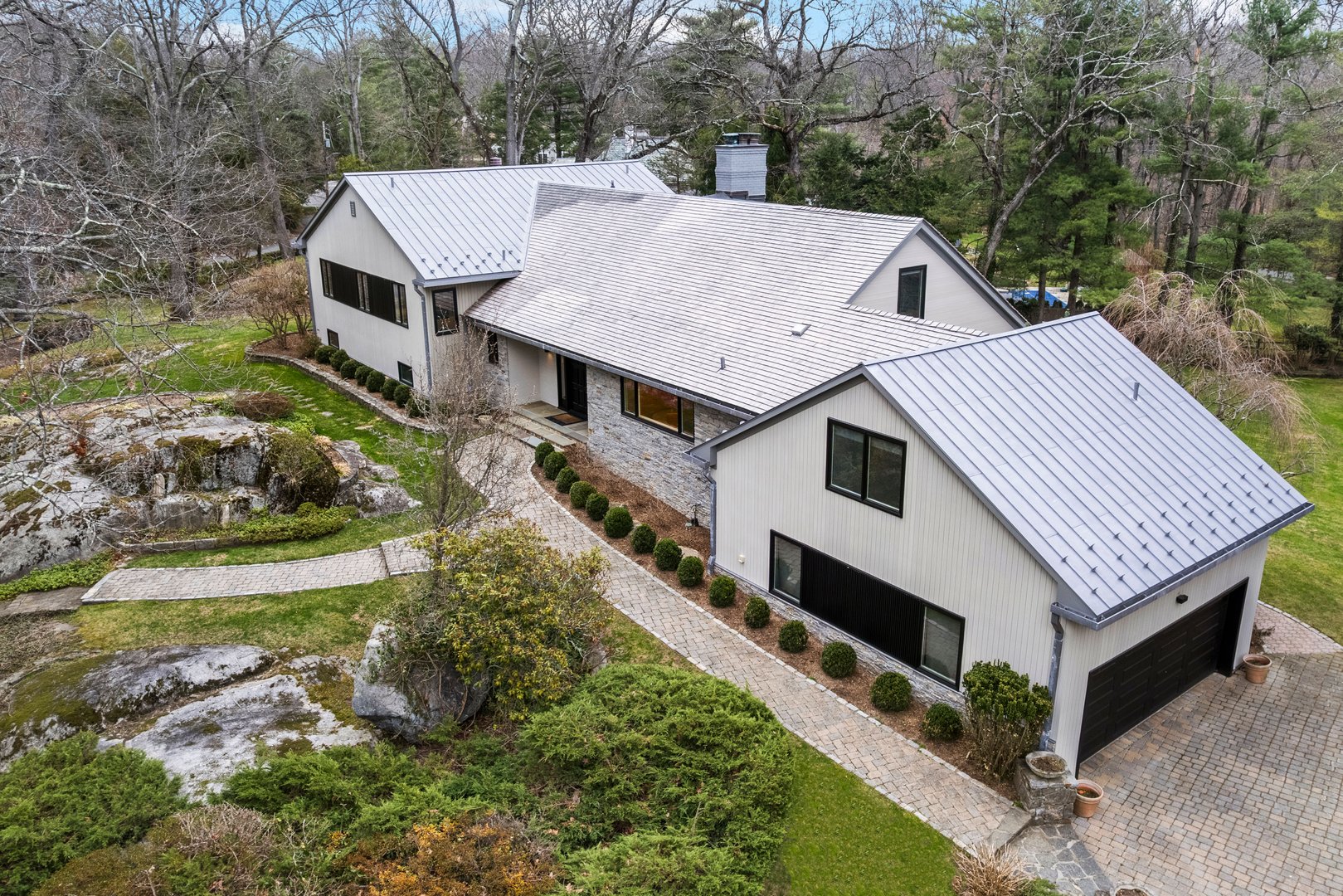 112 Woodlands Road Photo 4