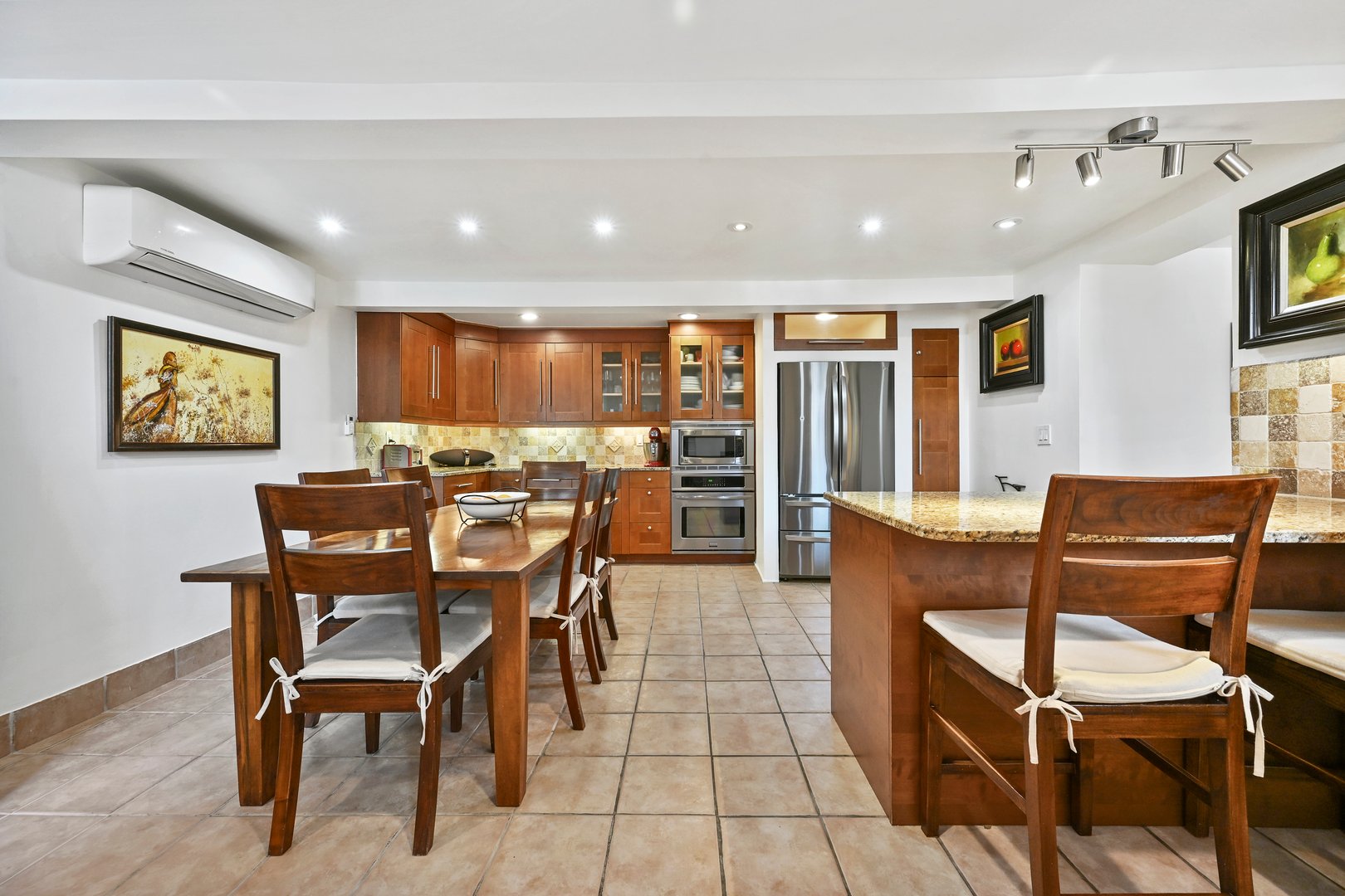 35 Euclid Avenue Photo 13