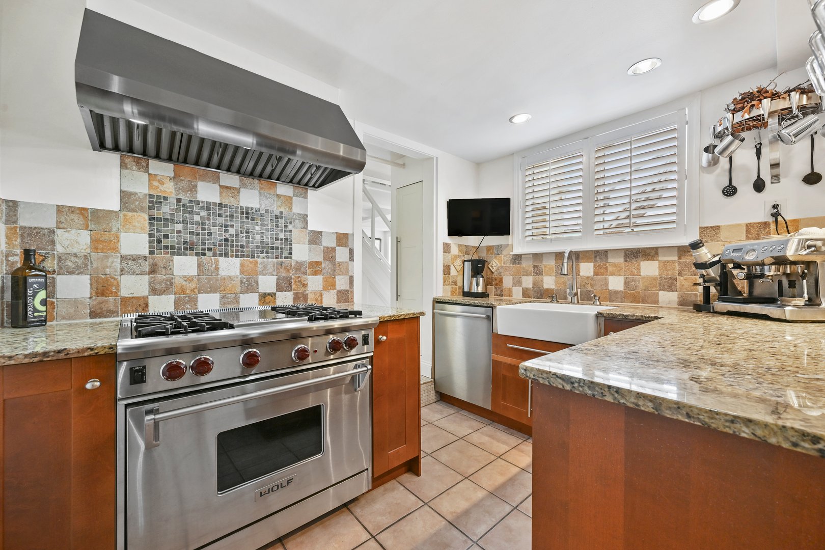 35 Euclid Avenue Photo 20