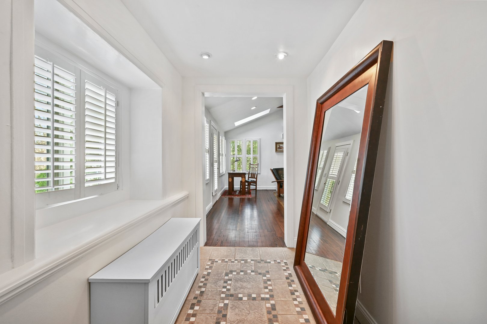 35 Euclid Avenue Photo 32