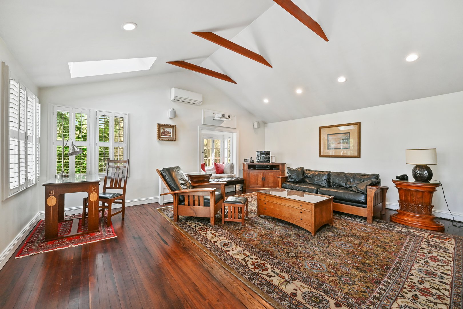 35 Euclid Avenue Photo 33