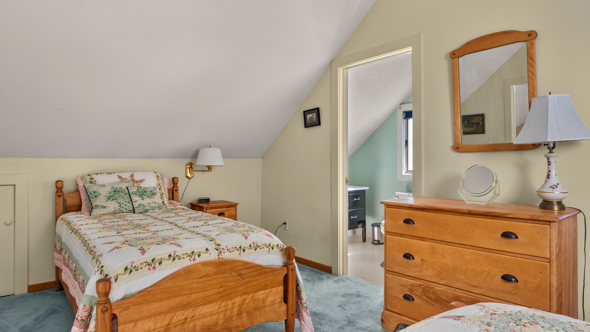 1 Cornwall Dr Photo 29