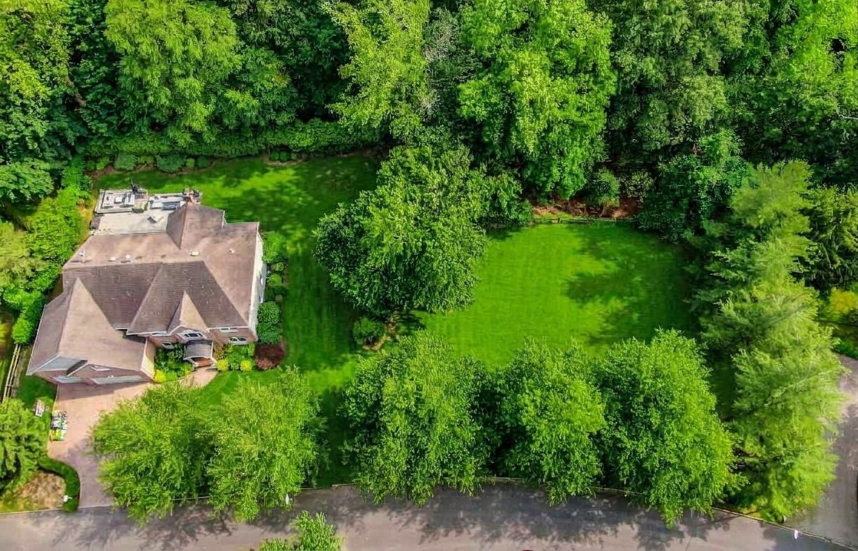 132-134 Euclid Avenue Photo 2