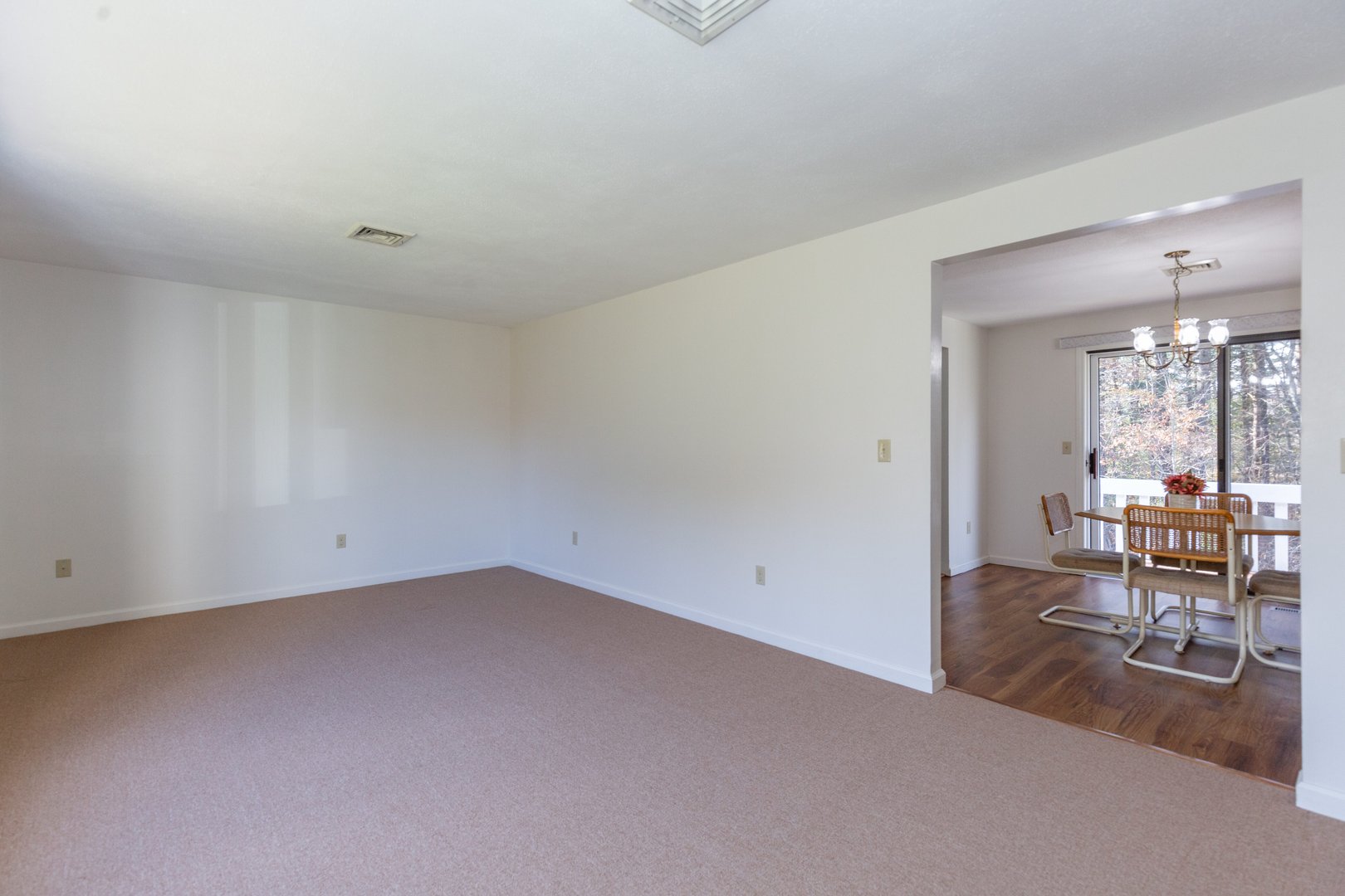 26 Woodside Drive Photo 8